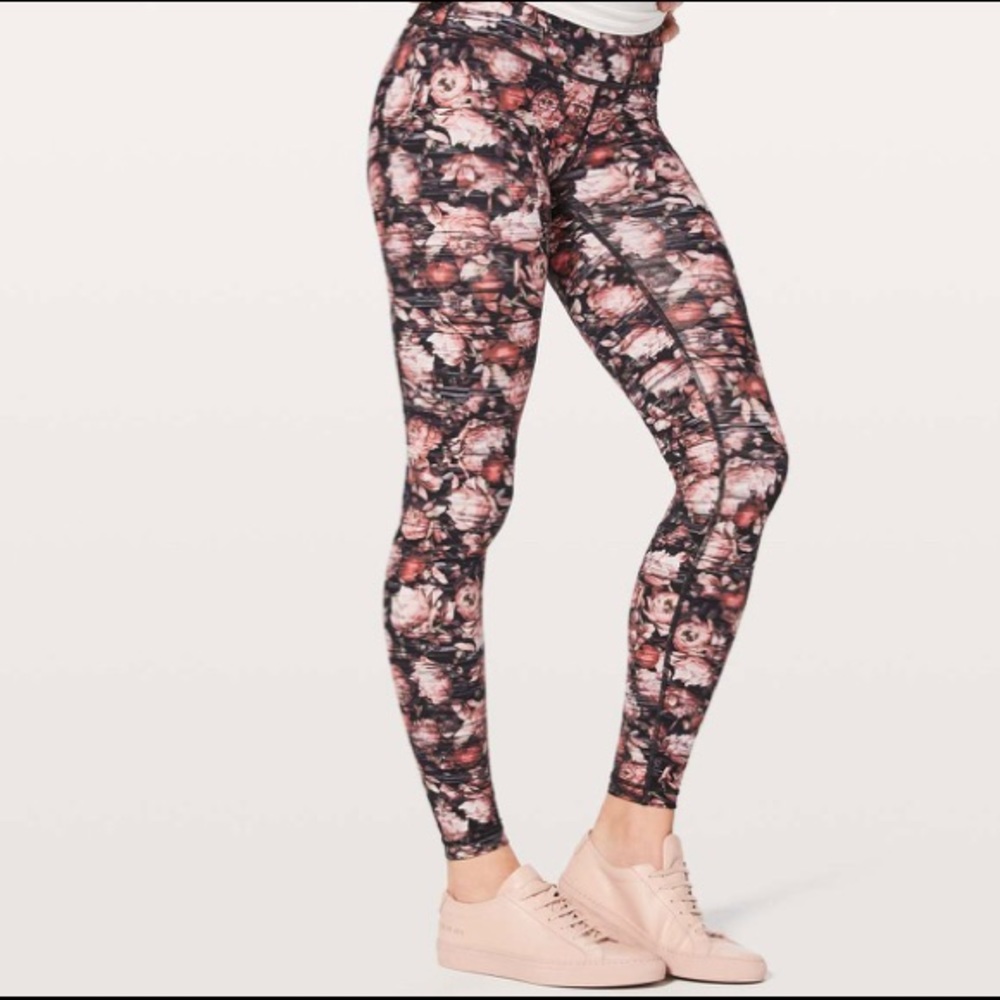 Lululemon| WunderUnder Hi-Rise Tight Peones size 2